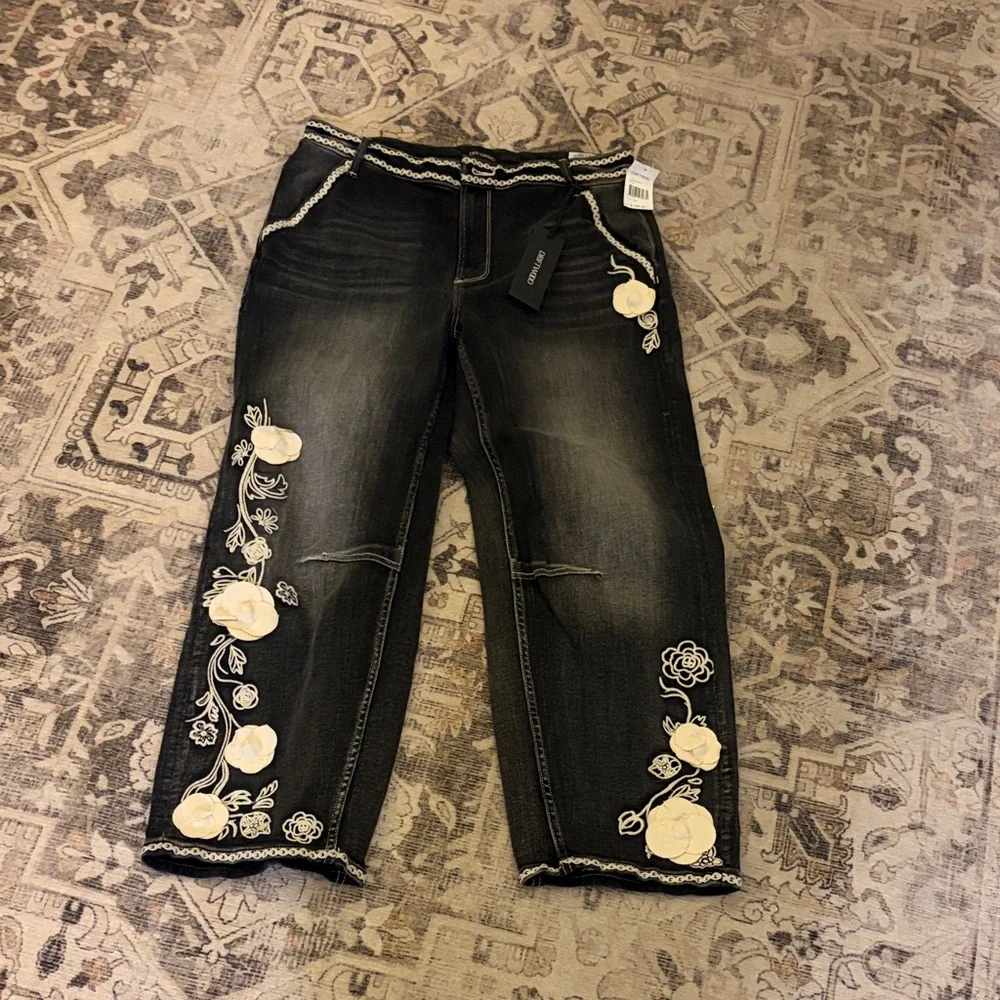 DRIFTWOOD Black Jeans with Cream Floral Embroidery - Picture 4 of 8